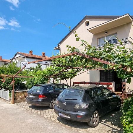 Apartamento Runko Umag Exterior foto
